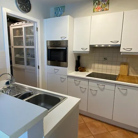 דירה Charming Duplex